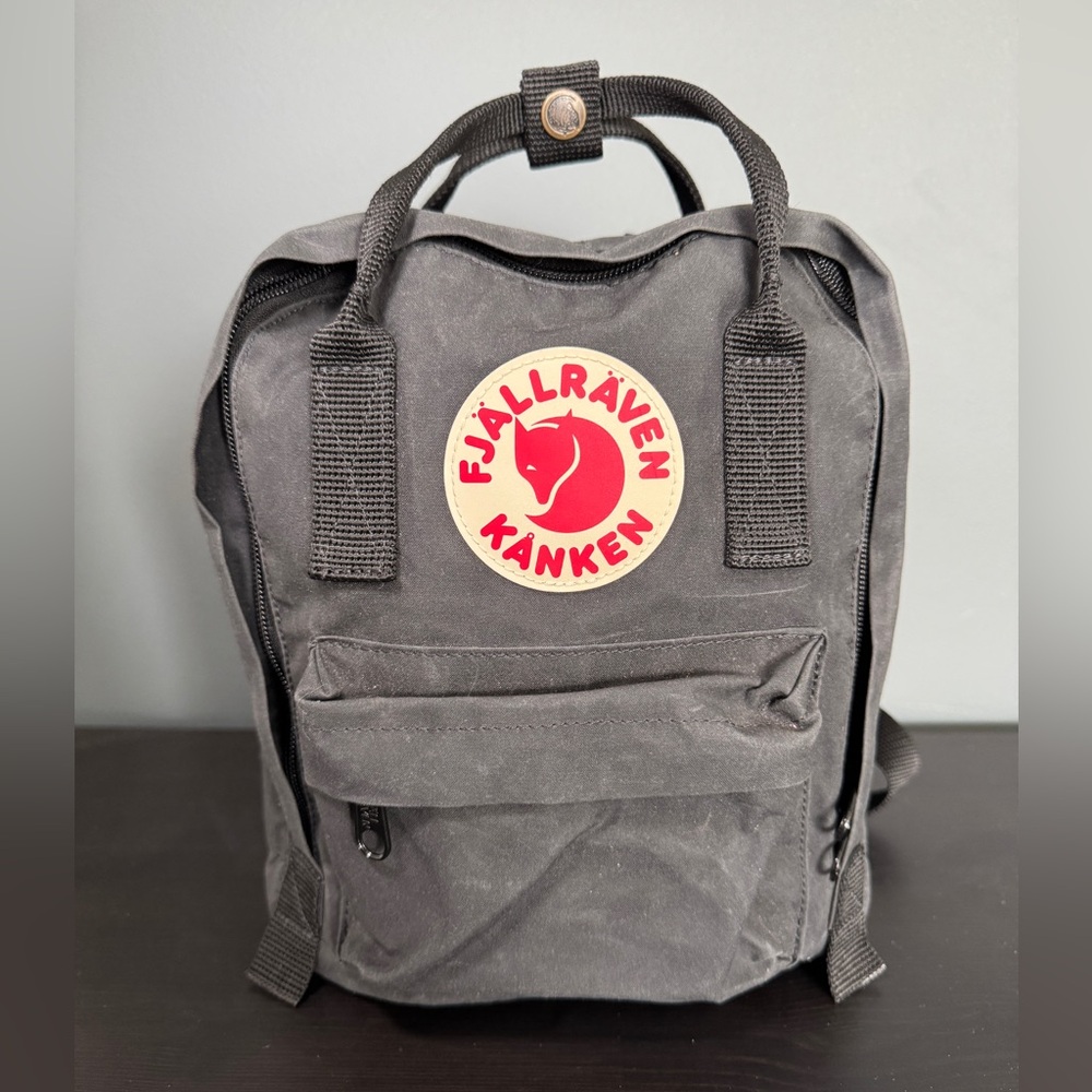 Fjallraven Kanken Mini Backpack